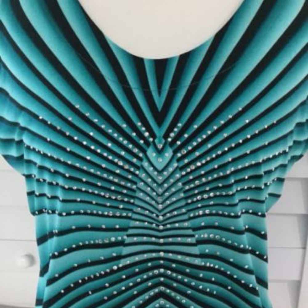 Valentina-Sleeveless-Blouse-Rhinestone-Embellishe